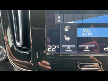 Photo 14 du bon plan VOLVO XC40 T5 Recharge 180 + 82ch Plus DCT 7 occasion à 34900 €