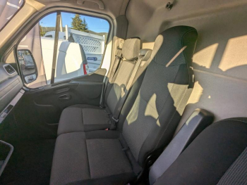 Photo 12 du bon plan RENAULT Master Fg VUL F3500 L2H2 2.3 dCi 135ch Grand Confort  18120HT occasion à 19917 €