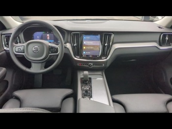 Photo 4 du bon plan VOLVO V60 B4 197ch Plus Style Dark DCT 7 occasion à 52400 €