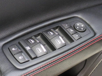 Photo 22 du bon plan MASERATI Ghibli 3.0 V6 275ch Diesel GranSport occasion à 28900 €