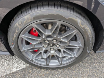 Photo 28 du bon plan FORD Mustang Convertible 5.0 V8 446ch GT BVA10 NO MALUS GTIE USINE 09/32 occasion à 99900 €