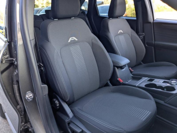 Photo 16 du bon plan FORD Kuga 2.5 Duratec 180ch Hybrid FlexiFuel Active Powershift occasion à 30900 €