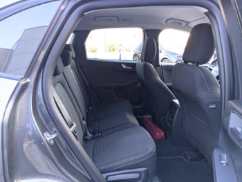 Photo 17 du bon plan FORD Kuga 2.5 Duratec 180ch Hybrid FlexiFuel Active Powershift occasion à 30900 €