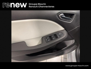 Photo 16 du bon plan RENAULT Clio 1.6 E-Tech hybride 145ch Techno occasion à 19999 €