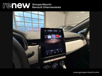 Photo 18 du bon plan RENAULT Clio 1.6 E-Tech hybride 145ch Techno occasion à 19999 €