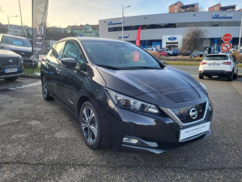 Photo 13 du bon plan NISSAN Leaf 150ch 40kWh N-Connecta occasion à 11990 €