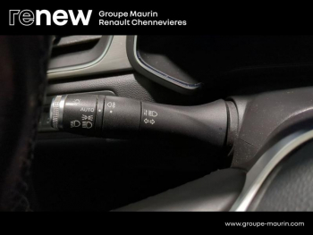 Photo 18 du bon plan RENAULT Captur 1.6 E-Tech Plug-in 160ch Intens occasion à 15990 €