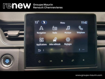 Photo 23 du bon plan RENAULT Captur 1.6 E-Tech Plug-in 160ch Intens occasion à 15990 €