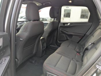 Photo 21 du bon plan FORD Kuga 1.5 EcoBlue 120ch ST-Line BVA occasion à 19990 €