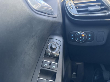 Photo 17 du bon plan FORD Puma 1.0 Flexifuel 125ch S&S mHEV Titanium occasion à 17990 €