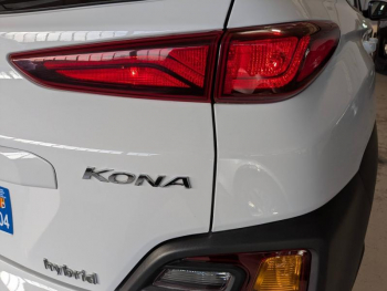 Photo 21 du bon plan HYUNDAI Kona 1.6 GDi hybrid 141ch Creative DCT-6 Euro6d-T EVAP occasion à 16900 €