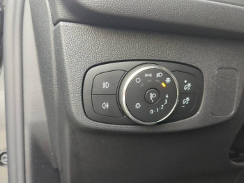 Photo 17 du bon plan FORD Focus SW 1.0 Flexifuel mHEV 125ch Titanium X Business Powershift occasion à 22990 €