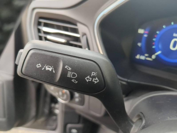 Photo 19 du bon plan FORD Focus SW 1.0 Flexifuel mHEV 125ch Titanium X Business Powershift occasion à 22990 €