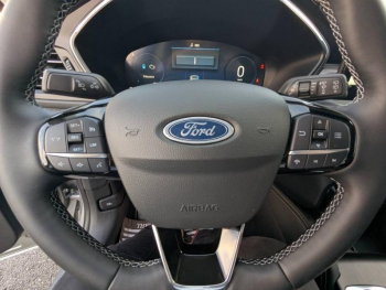 Photo 15 du bon plan FORD Kuga 2.5 Duratec 180ch Hybrid FlexiFuel Active Powershift occasion à 32740 €