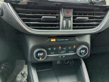 Photo 6 du bon plan FORD Kuga 2.5 Duratec 190ch FHEV E85 Titanium BVA occasion à 22890 €