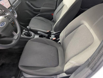 Photo 10 du bon plan FORD Fiesta 1.0 Flexifuel 95ch Cool & Connect 5p occasion à 13450 €