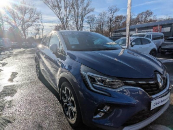 Photo 2 du bon plan RENAULT Captur 1.6 E-Tech Plug-in 160ch Intens occasion à 18280 €