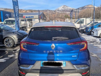 Photo 4 du bon plan RENAULT Captur 1.6 E-Tech Plug-in 160ch Intens occasion à 18280 €