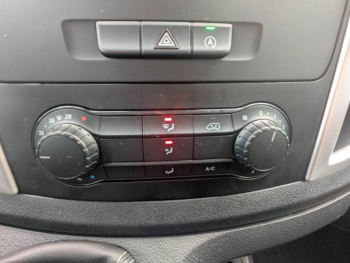 Photo 18 du bon plan MERCEDES-BENZ Vito Fg VUL 114 CDI Compact Pro Traction occasion à 27970 €