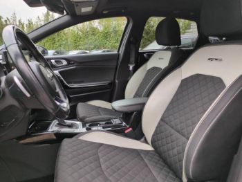 Photo 16 du bon plan KIA Ceed 1.4 T-GDI 140ch GT Line Premium DCT7 MY20 occasion à 15490 €