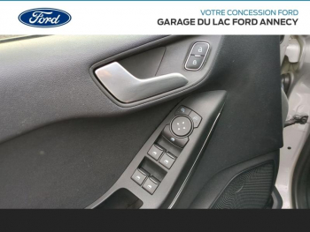 Photo 13 du bon plan FORD Fiesta 1.0 Flexifuel 95ch Titanium Business 5p occasion à 15790 €