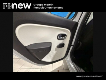Photo 22 du bon plan RENAULT Twingo 1.0 SCe 65ch Zen - 21 occasion à 9999 €
