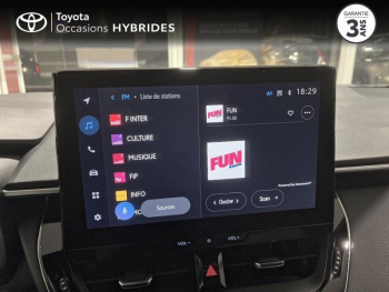 Photo 9 du bon plan TOYOTA Corolla Touring Spt 1.8 140ch Design MY25 occasion à 28490 €