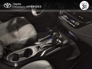 Photo 13 du bon plan TOYOTA Corolla Touring Spt 1.8 140ch Design MY25 occasion à 28490 €