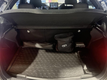 Photo 14 du bon plan TOYOTA Yaris 116h Collection 5p Pack Techno occasion à 24990 €