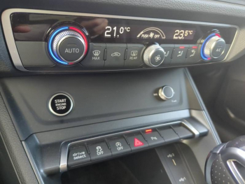 Photo 22 du bon plan AUDI Q3 35 TFSI 150ch S line S tronic 7 occasion à 38390 €