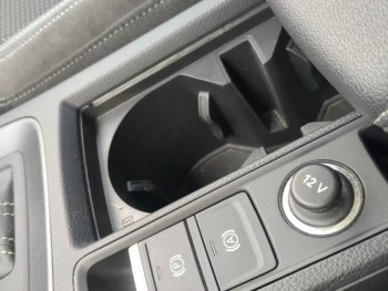 Photo 23 du bon plan AUDI Q3 35 TFSI 150ch S line S tronic 7 occasion à 38390 €