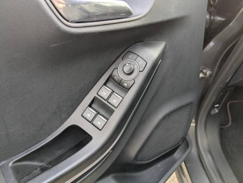 Photo 14 du bon plan FORD Puma 1.0 EcoBoost 125ch S&S mHEV ST-Line Powershift occasion à 18490 €