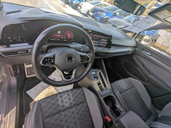 Photo 5 du bon plan VOLKSWAGEN Golf 1.5 eTSI OPF 150ch R-Line DSG7 occasion à 24590 €