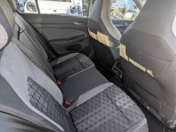 Photo 7 du bon plan VOLKSWAGEN Golf 1.5 eTSI OPF 150ch R-Line DSG7 occasion à 24590 €