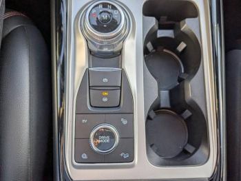 Photo 22 du bon plan FORD Explorer 3.0 EcoBoost 457ch Parallel PHEV ST-Line i-AWD BVA10 25cv occasion à 44990 €