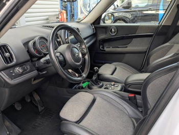 Photo 6 du bon plan MINI Countryman Cooper 136ch occasion à 16490 €