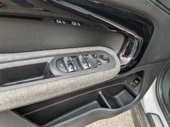 Photo 12 du bon plan MINI Countryman Cooper 136ch occasion à 16490 €