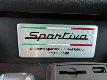 Photo 21 du bon plan ALFA ROMEO Giulietta 1.4 TB MultiAir 150ch Sportiva Stop&Start occasion à 11990 €