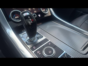 Photo 18 du bon plan LAND-ROVER Range Rover Sport 3.0 SDV6 306ch HSE Dynamic Mark VIII occasion à 45990 €