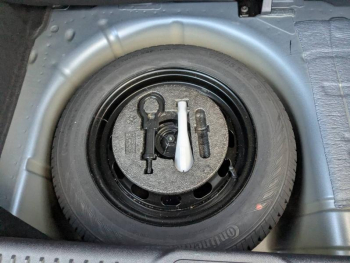 Photo 22 du bon plan FORD Fiesta 1.0 Flexifuel 95ch Titanium Business 5p occasion à 14990 €