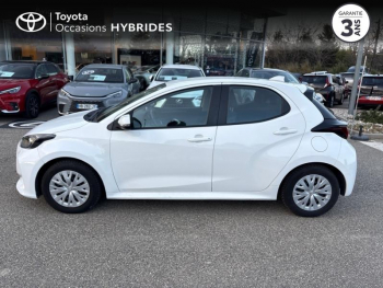 Photo 3 du bon plan TOYOTA Yaris 116h Dynamic Business 5p + Programme Beyond Zero Academy MY22 occasion à 16490 €
