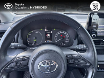 Photo 13 du bon plan TOYOTA Yaris 116h Dynamic Business 5p + Programme Beyond Zero Academy MY22 occasion à 16490 €