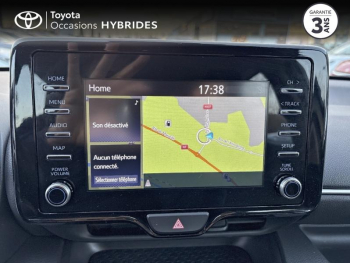 Photo 15 du bon plan TOYOTA Yaris 116h Dynamic Business 5p + Programme Beyond Zero Academy MY22 occasion à 16490 €