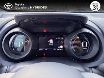 Photo 14 du bon plan TOYOTA Yaris 116h Design 5p MY22 occasion à 19490 €