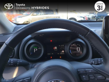 Photo 13 du bon plan TOYOTA Yaris 116h Design 5p MY22 occasion à 18890 €