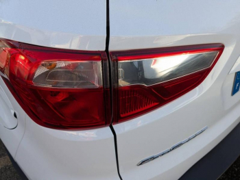 Photo 17 du bon plan FORD EcoSport 1.0 EcoBoost 100ch Trend Euro6.2 occasion à 11990 €