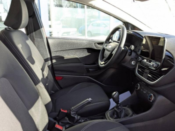 Photo 5 du bon plan FORD Fiesta 1.0 Flexifuel 95ch Cool & Connect 5p occasion à 13990 €