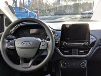 Photo 13 du bon plan FORD Fiesta 1.0 Flexifuel 95ch Cool & Connect 5p occasion à 13990 €