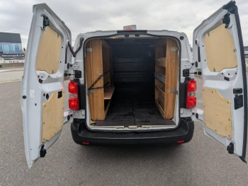 Photo 6 du bon plan OPEL Vivaro Fg VUL M 2.0 BlueHDi 145ch S&S Pack Premium Connect EAT8 occasion à 26980 €