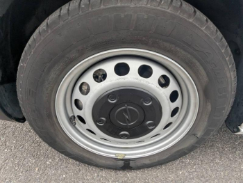 Photo 10 du bon plan OPEL Vivaro Fg VUL M 2.0 BlueHDi 145ch S&S Pack Premium Connect EAT8 occasion à 26980 €